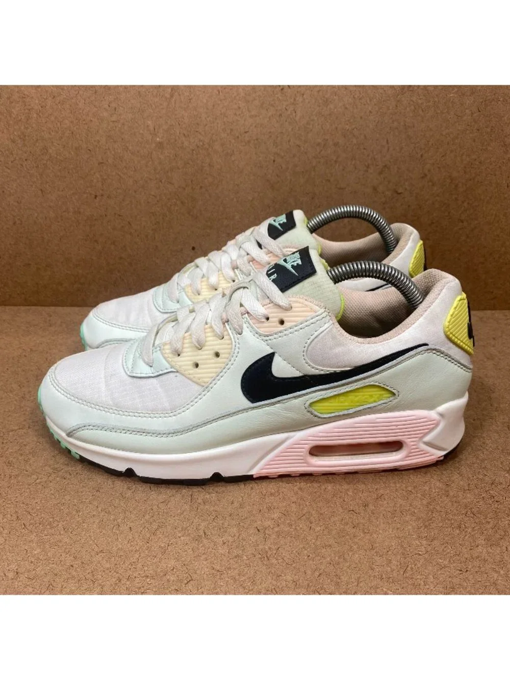 Nike Air Max 90 Womens White Multicolor Pastel Sneakers Size 9.5 Casual Footwear